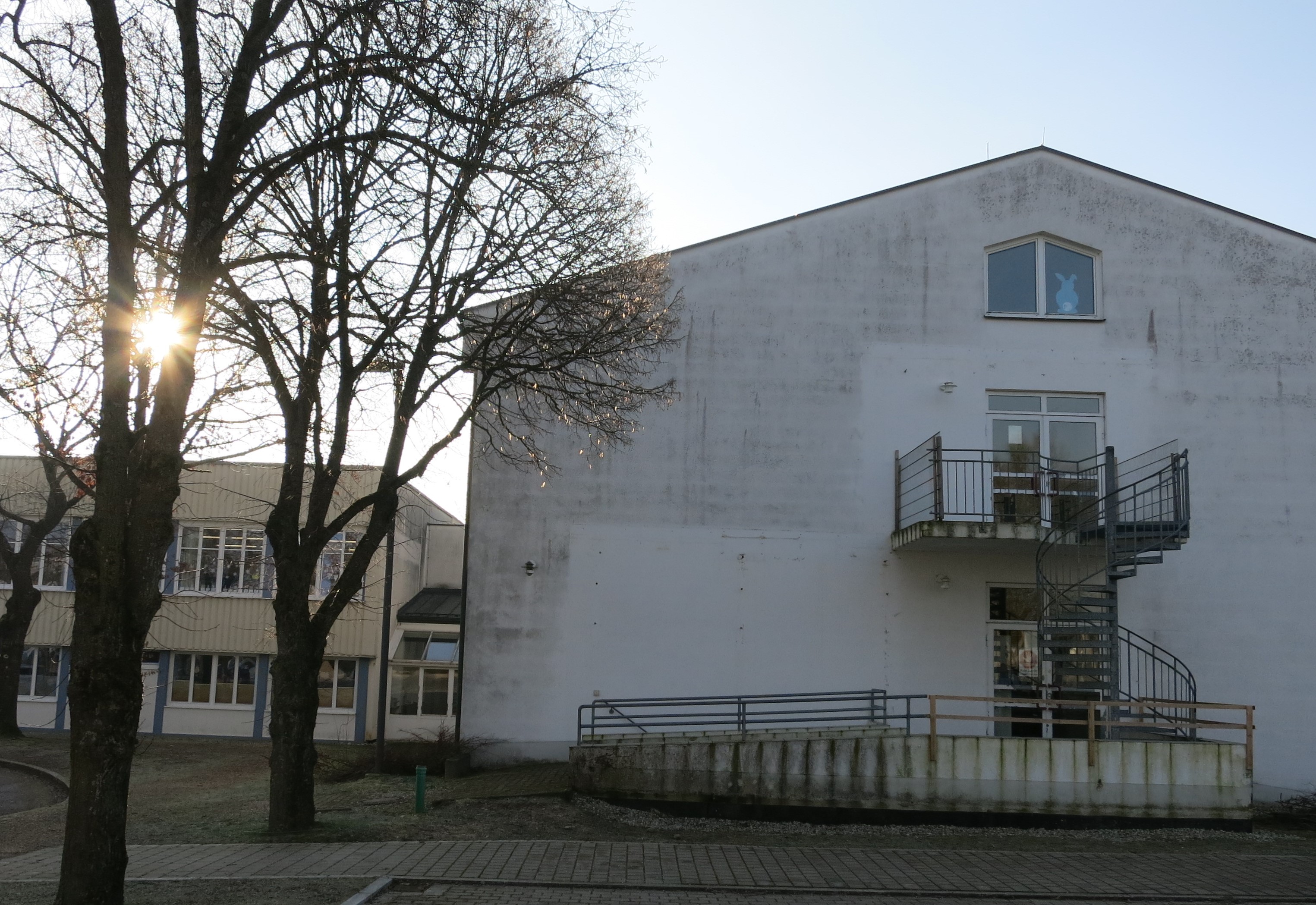 Neue Fluchttreppe an der Grund- und Mittelschule Gerzen 2
